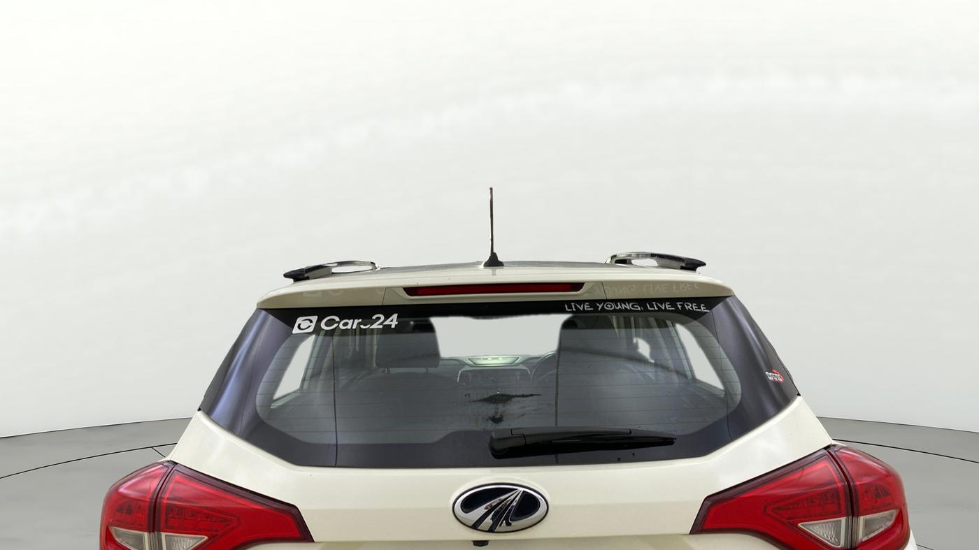 2020 Mahindra XUV300 W8 1.5 DIESEL, Diesel, Manual, 17,802 km, Rear Windshield