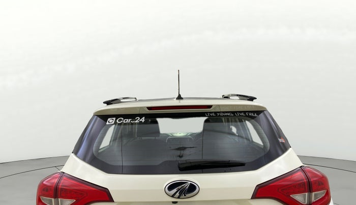 2020 Mahindra XUV300 W8 1.5 DIESEL, Diesel, Manual, 17,802 km, Rear Windshield