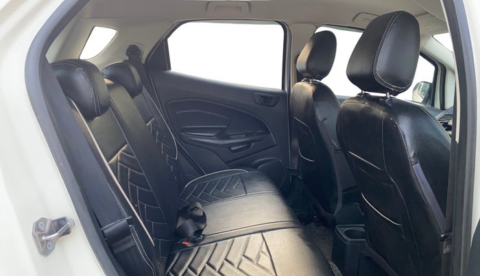 2020 Ford Ecosport AMBIENTE 1.5L DIESEL, Diesel, Manual, 63,808 km, Right Side Rear Door Cabin