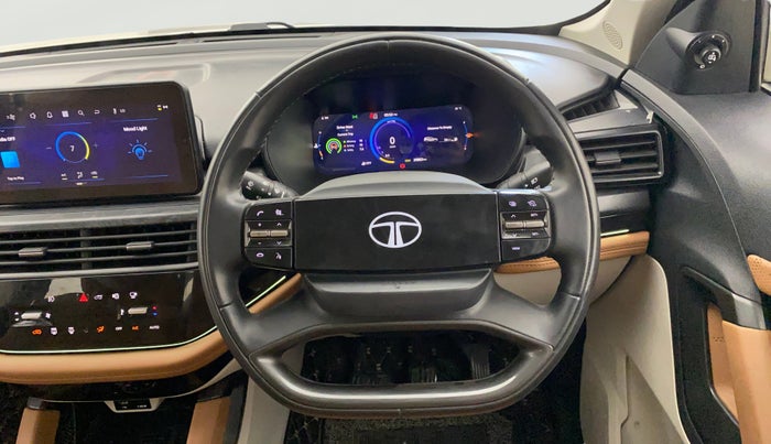 2024 Tata Safari ADVENTURE PLUS, Diesel, Manual, 29,863 km, Steering Wheel Close Up