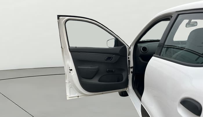 2016 Renault Kwid RXL, Petrol, Manual, 60,374 km, LHS Front Door
