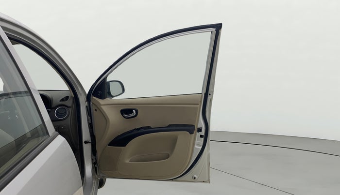 2015 Hyundai i10 SPORTZ 1.1, Petrol, Manual, 47,598 km, RHS Front Door