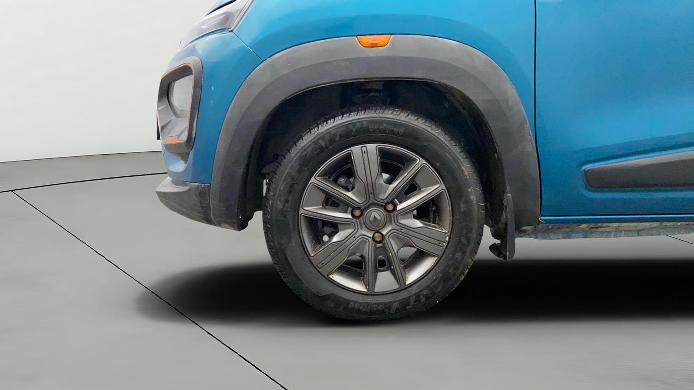 2019 Renault Kwid CLIMBER 1.0 AMT (O), CNG, Automatic, 55,495 km, Left Front Wheel