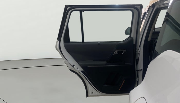 2025 KIA SYROS HTK (O) 1.5 Diesel 6MT, Diesel, Manual, 6,942 km, LHS Rear Door