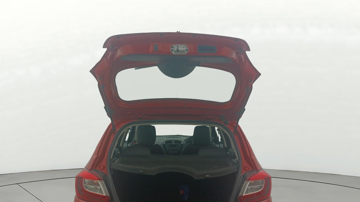 2017 Tata Tiago XZA PETROL, Petrol, Automatic, 30,705 km, Boot Door Open