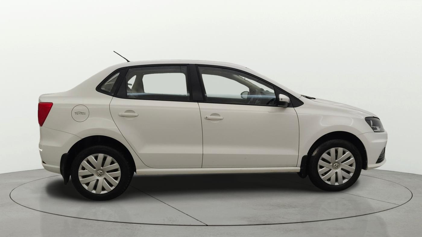 2016 Volkswagen Ameo COMFORTLINE 1.2L, Petrol, Manual, 50,963 km, Right Side View