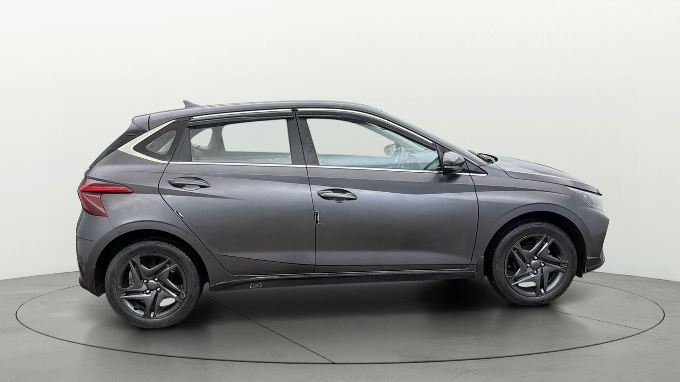 2022 Hyundai NEW I20 SPORTZ 1.2 MT, Petrol, Manual, 64,813 km, Right Side View