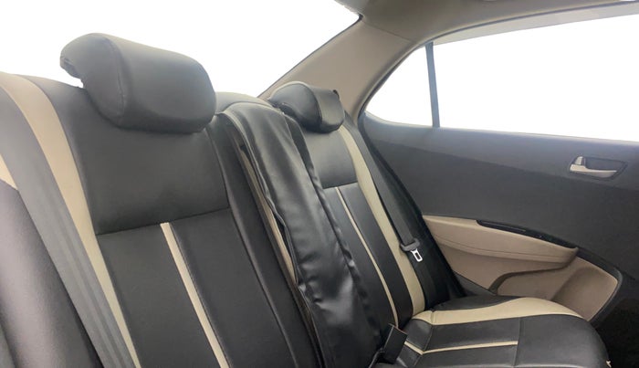 2014 Hyundai Xcent S 1.2, Petrol, Manual, 46,707 km, Right Side Rear Door Cabin