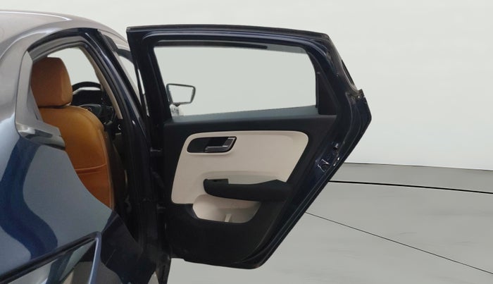 2023 Tata ALTROZ XZ DIESEL, Diesel, Manual, 25,207 km, RHS Rear Door