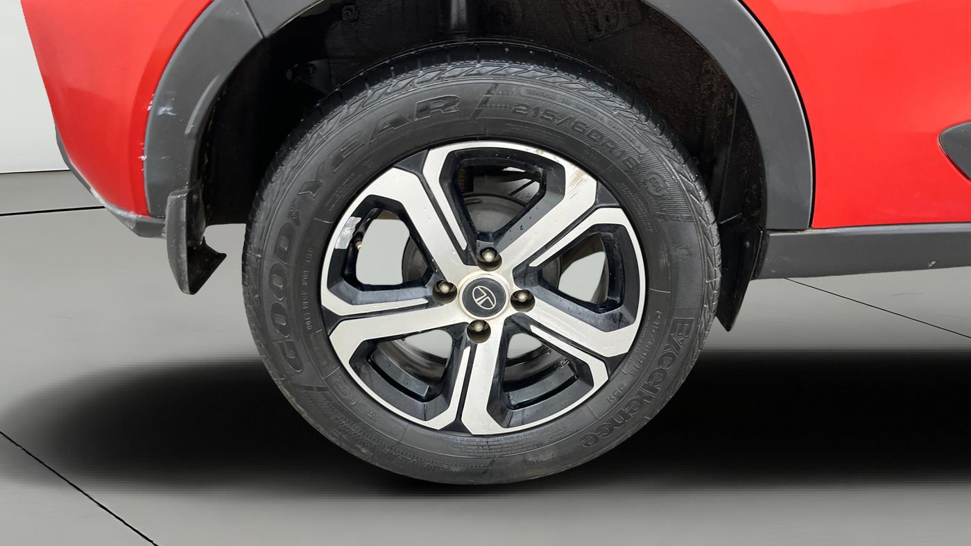 2022 Tata NEXON XZA PLUS (PREMIUM) PETROL, Petrol, Automatic, 42,535 km, Right Rear Wheel