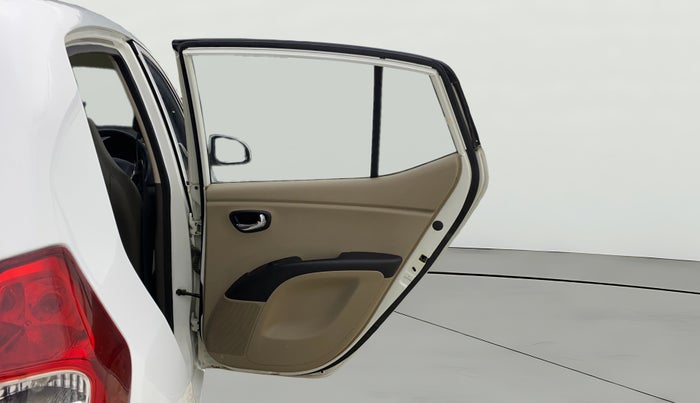 2013 Hyundai i10 SPORTZ 1.2 AT, CNG, Automatic, 60,870 km, RHS Rear Door