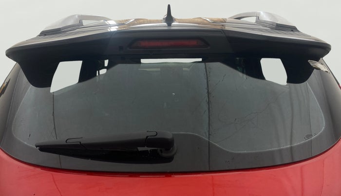 2022 Renault Kiger RXT (O) AMT DUAL TONE, Petrol, Automatic, 8,770 km, Rear Windshield