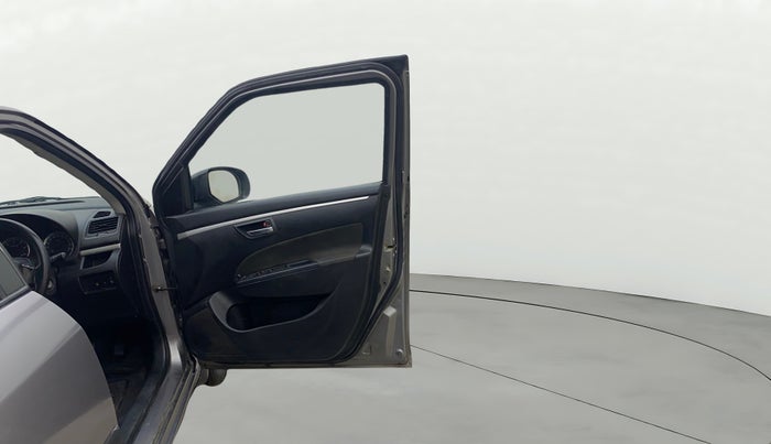 2014 Maruti Swift VDI, Diesel, Manual, 1,22,200 km, RHS Front Door