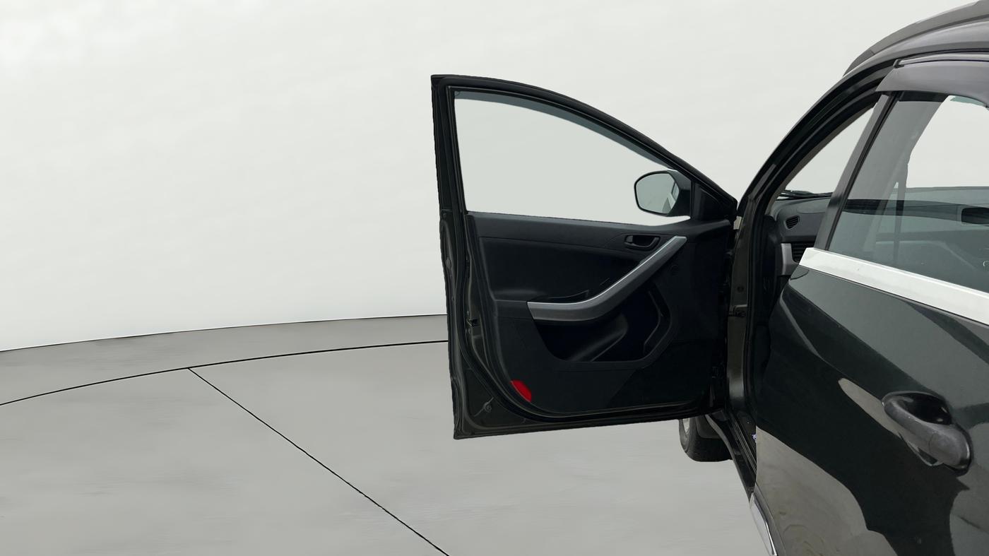 2020 Tata NEXON XMA SUNROOF PETROL, Petrol, Automatic, 69,401 km, LHS Front Door