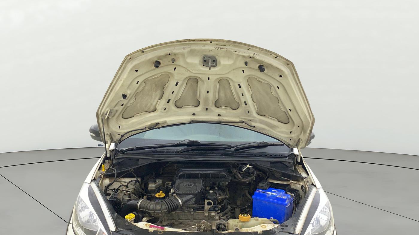 2018 Tata TIAGO NRG PETROL, Petrol, Manual, 86,702 km, Open Bonet