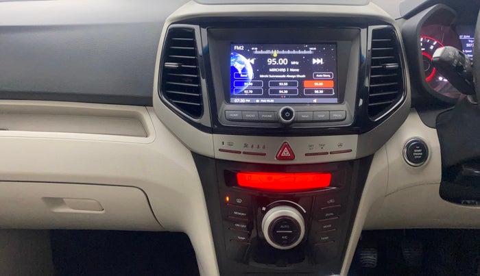 2021 Mahindra XUV300 W8 (O) 1.2 PETROL, Petrol, Manual, 1,22,446 km, Air Conditioner