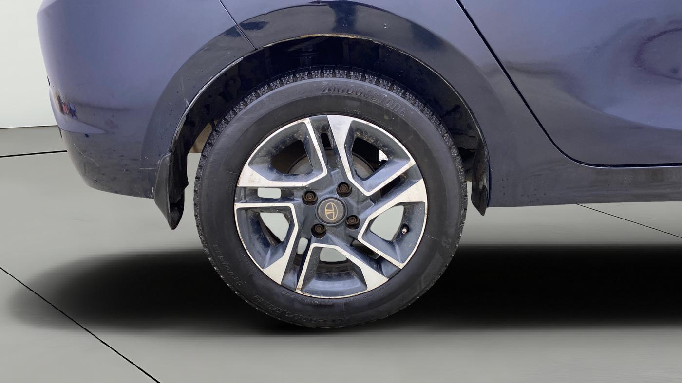 2018 Tata TIGOR XZ PLUS PETROL, Petrol, Manual, 70,845 km, Right Rear Wheel