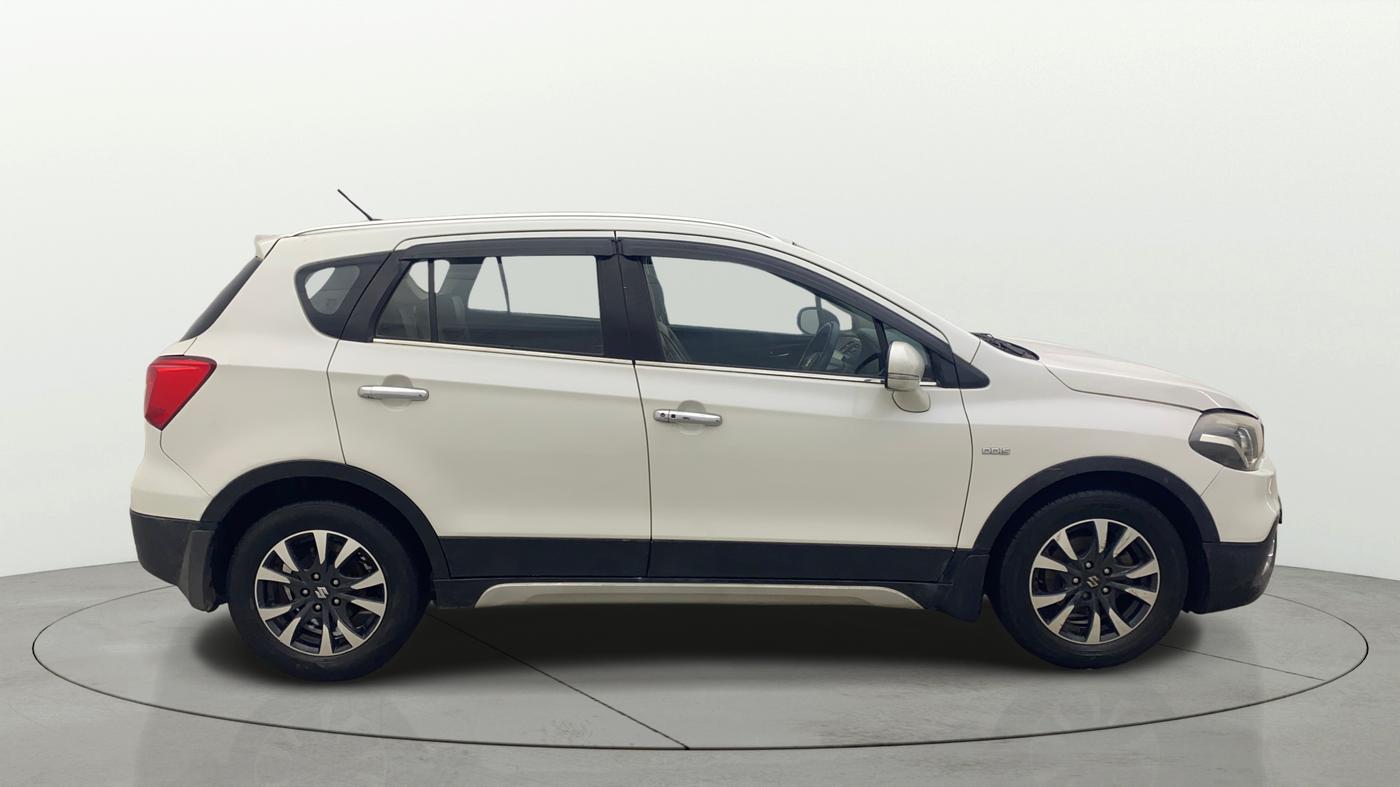 2017 Maruti S Cross ALPHA 1.3, Diesel, Manual, 87,034 km, Right Side View