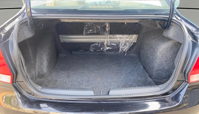 2015 Volkswagen Vento HIGHLINE PETROL AT, Petrol, Automatic, 1,03,647 km, Boot Open Zoomed View