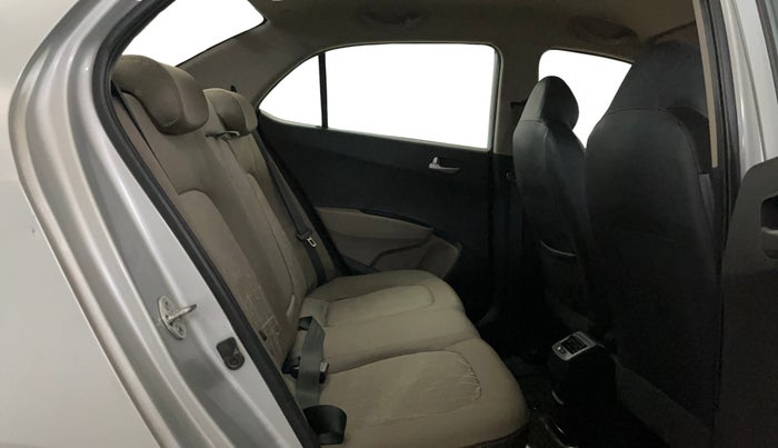 2014 Hyundai Xcent S 1.2, Petrol, Manual, 54,737 km, Right Side Rear Door Cabin