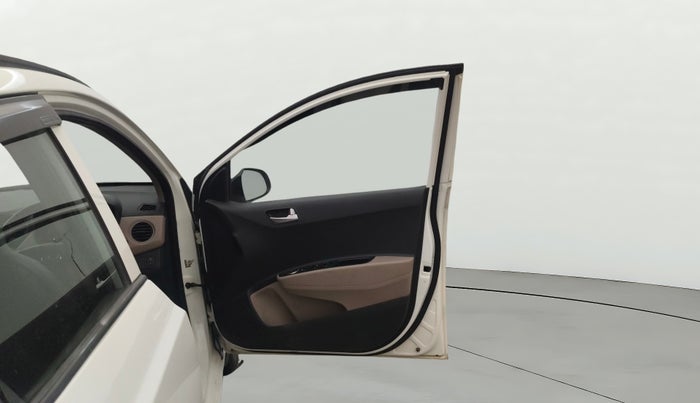 2016 Hyundai Grand i10 ASTA (O) 1.2 KAPPA VTVT, Petrol, Manual, 83,338 km, RHS Front Door