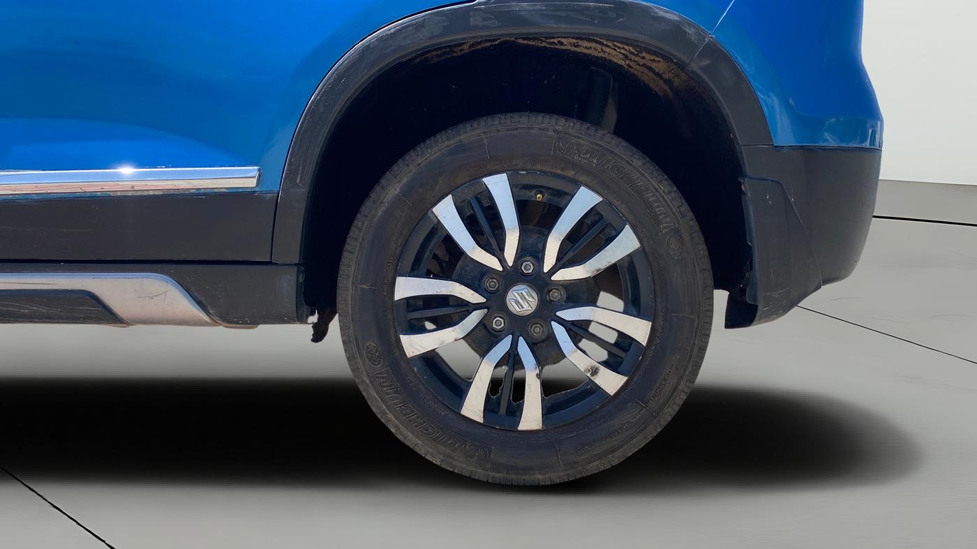 2017 Maruti Vitara Brezza VDI (O), Diesel, Manual, 1,09,106 km, Left Rear Wheel