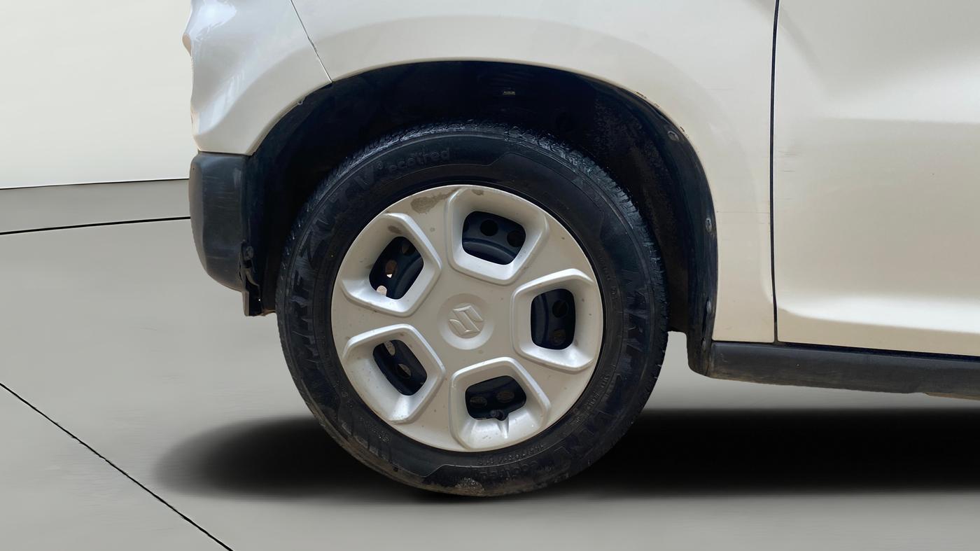 2019 Maruti S PRESSO VXI PLUS AMT, Petrol, Automatic, 45,482 km, Left Front Wheel
