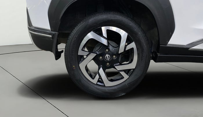 2021 Nissan MAGNITE XV MT, Petrol, Manual, 43,792 km, Right Rear Wheel