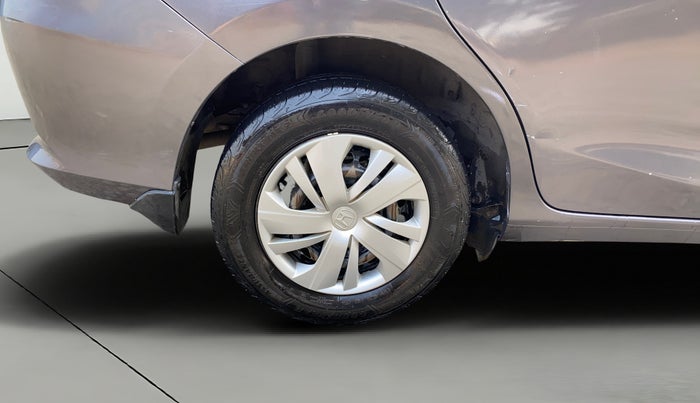 2020 Honda Amaze 1.2L I-VTEC S, Petrol, Manual, 1,01,334 km, Right Rear Wheel