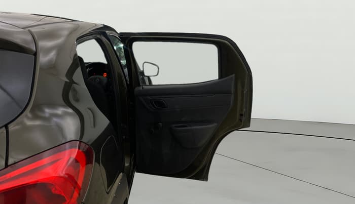 2016 Renault Kwid RXT 1.0 AMT, Petrol, Automatic, 38,537 km, RHS Rear Door
