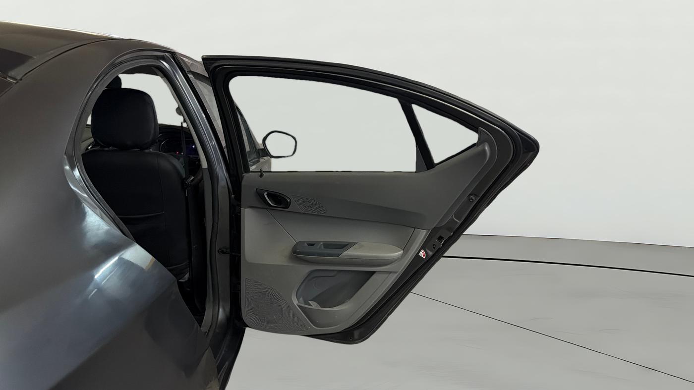 2020 Tata TIGOR XM PETROL, Petrol, Manual, 75,783 km, RHS Rear Door