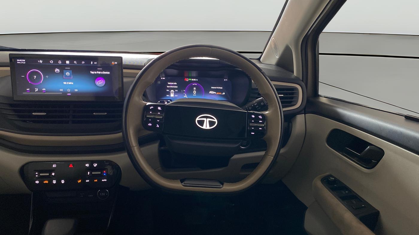 2025 Tata ALTROZ Accomplished Plus S Petrol 6DCT, Petrol, Automatic, 35,037 km, Steering Wheel Close Up