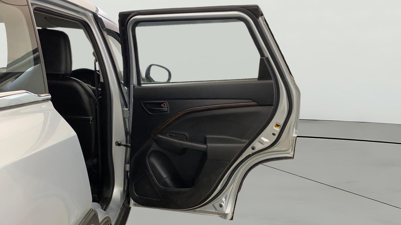 2022 Maruti BREZZA LXI SMART HYBRID, Petrol, Manual, 30,951 km, RHS Rear Door