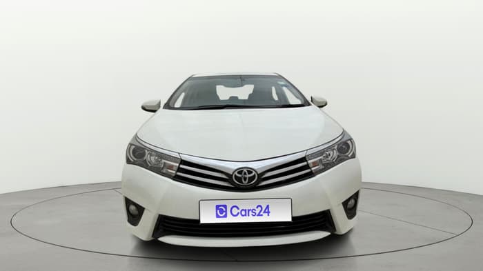 2015 Toyota Corolla Altis GL PETROL, Petrol, Manual, 1,33,091 km, Front