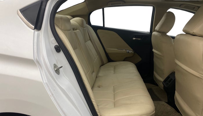 2014 Honda City 1.5L I-VTEC VX CVT, Petrol, Automatic, 1,27,988 km, Right Side Rear Door Cabin