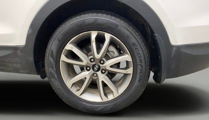 2014 Hyundai Santa Fe 4 WD AT, Diesel, Automatic, 72,593 km, Left Rear Wheel