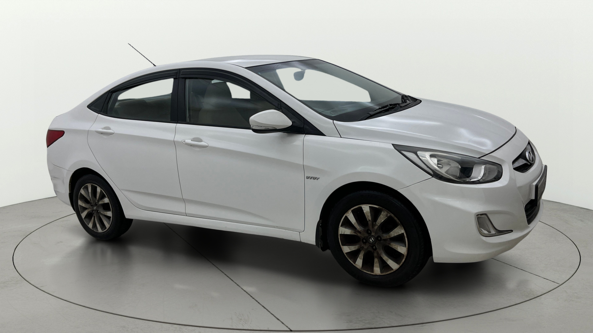 2014 Hyundai Verna FLUIDIC 1.4 VTVT CX 2014 Hyundai Verna FLUIDIC 1.4 VTVT CX