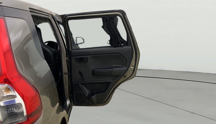 2021 Maruti New Wagon-R LXI CNG (O) 1.0, CNG, Manual, 43,516 km, RHS Rear Door