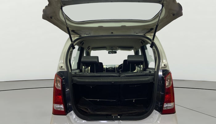 2016 Maruti Wagon R 1.0 VXI AMT, Petrol, Automatic, 31,580 km, Boot Open Zoomed View