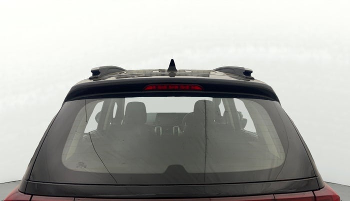 2021 KIA SONET HTX 1.5 AT, Diesel, Automatic, 65,145 km, Rear Windshield