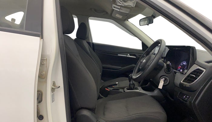 2021 KIA SELTOS HTK 1.5 PETROL, Petrol, Manual, 66,115 km, Right Side Front Door Cabin