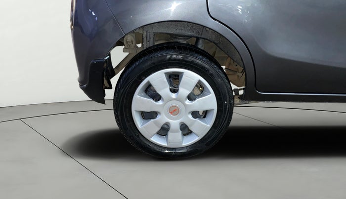 2019 Maruti Alto K10 VXI, Petrol, Manual, 61,286 km, Right Rear Wheel
