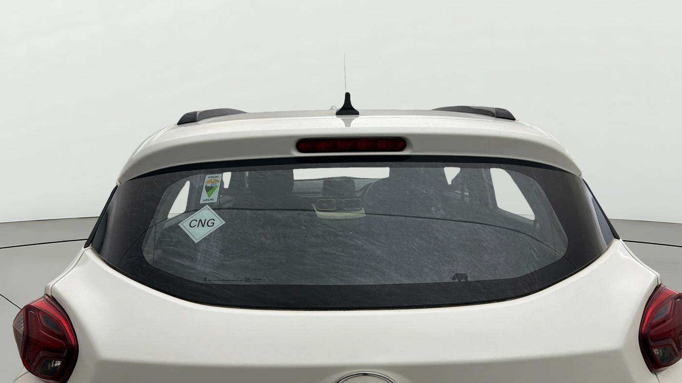 2023 Tata PUNCH ACCOMPLISHED DAZZLE SUNROOF CNG MT, CNG, Manual, 81,360 km, Rear Windshield
