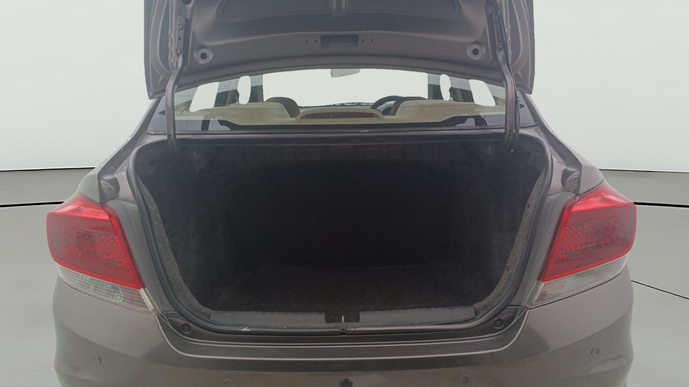 2015 Honda Amaze 1.2L I-VTEC VX, Petrol, Manual, 1,23,697 km, Boot Open Zoomed View