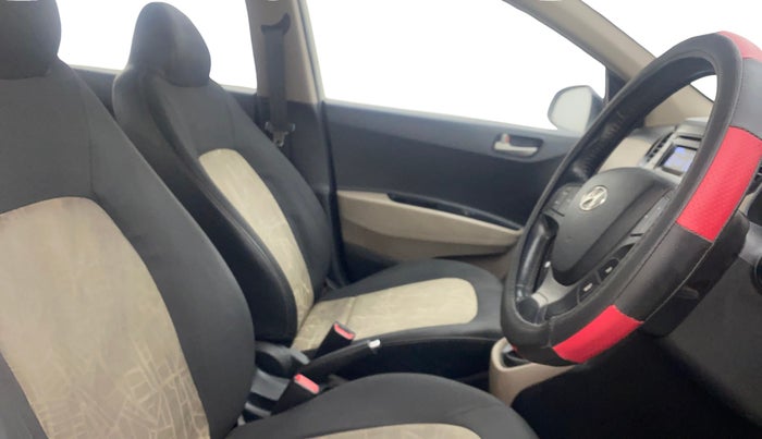 2014 Hyundai Grand i10 ASTA AT 1.2 KAPPA VTVT, Petrol, Automatic, 59,310 km, Right Side Front Door Cabin