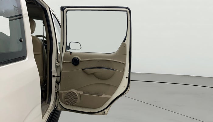 2019 Mahindra Xylo H4 BS IV, Diesel, Manual, 1,27,579 km, RHS Rear Door