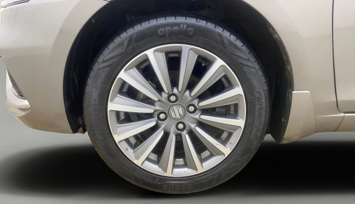 2018 Maruti Ciaz ALPHA  AT 1.5 SHVS PETROL, Petrol, Automatic, 52,276 km, Left Front Wheel