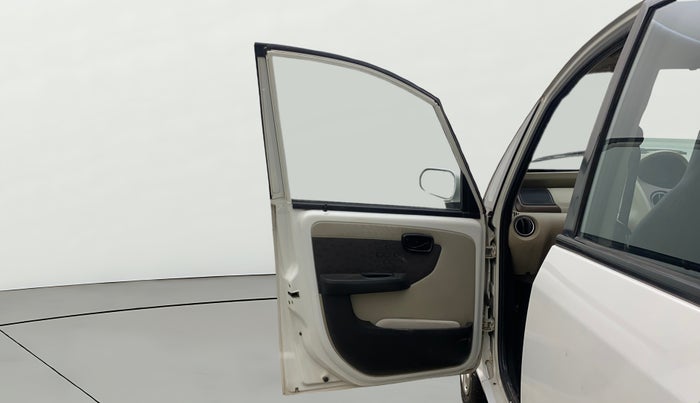 2015 Tata Nano TWIST XTA, Petrol, Automatic, 46,305 km, LHS Front Door