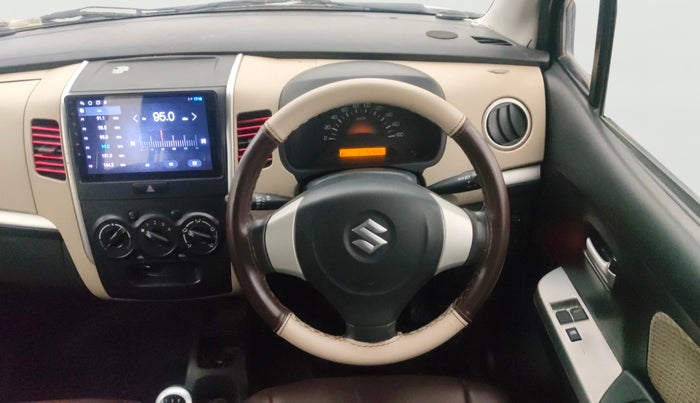 2018 Maruti Wagon R 1.0 LXI CNG, CNG, Manual, 52,906 km, Steering Wheel Close Up