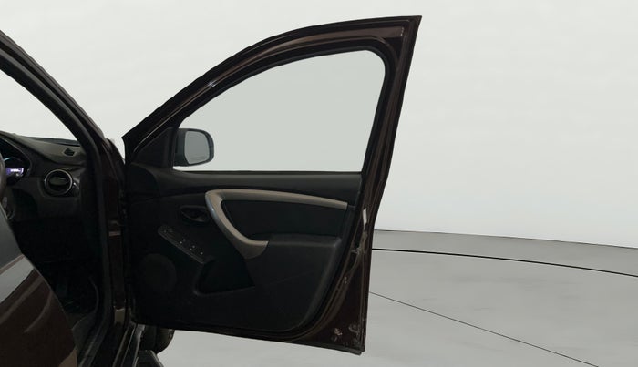 2019 Renault Duster RXS OPT CVT, Petrol, Automatic, 72,559 km, RHS Front Door